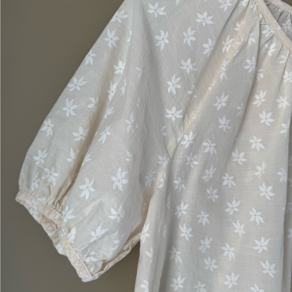 Universal Threads blouse - Picture 4 of 5